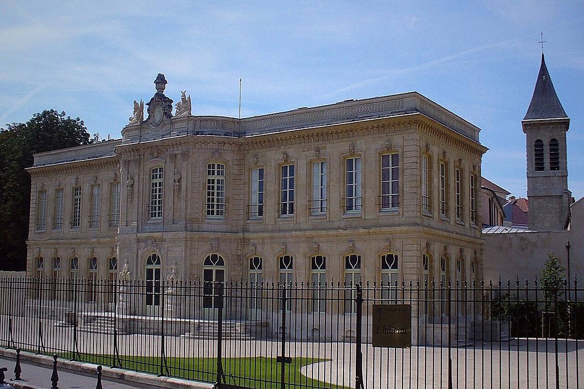 Asnières-sur-Seine : chateaud