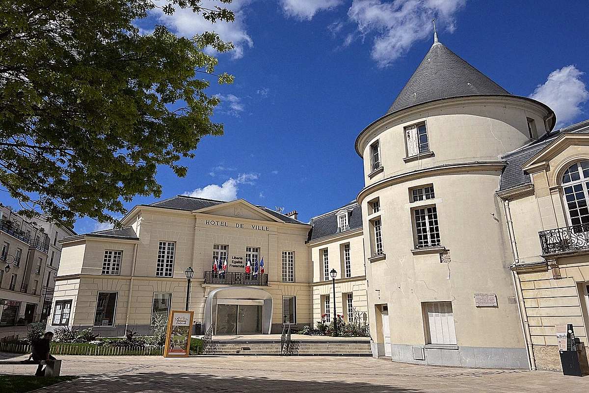Hotel ville, à Clamart