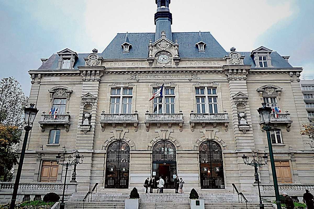 Mairie, à Colombes